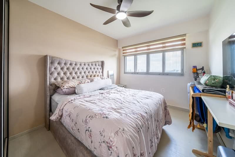 636B Senja Road HDB Flat For Sale at S$ 740,000 | PropertyGuru Singapore - Bedroom