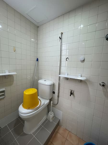 Faber Garden Condominium Condominium For Sale at S$ 3,700,000 | PropertyGuru Singapore - Bathroom
