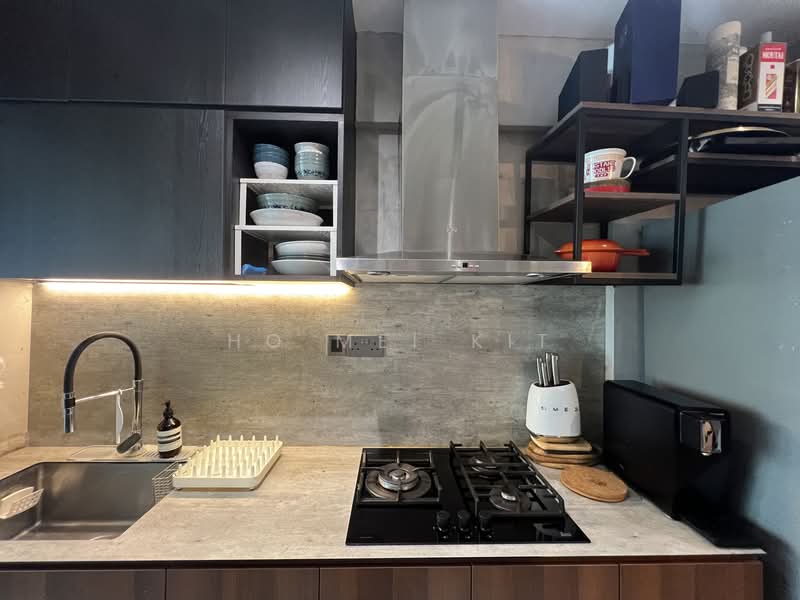 676D Punggol Drive HDB Flat For Sale at S$ 777,000 | PropertyGuru Singapore - Kitchen