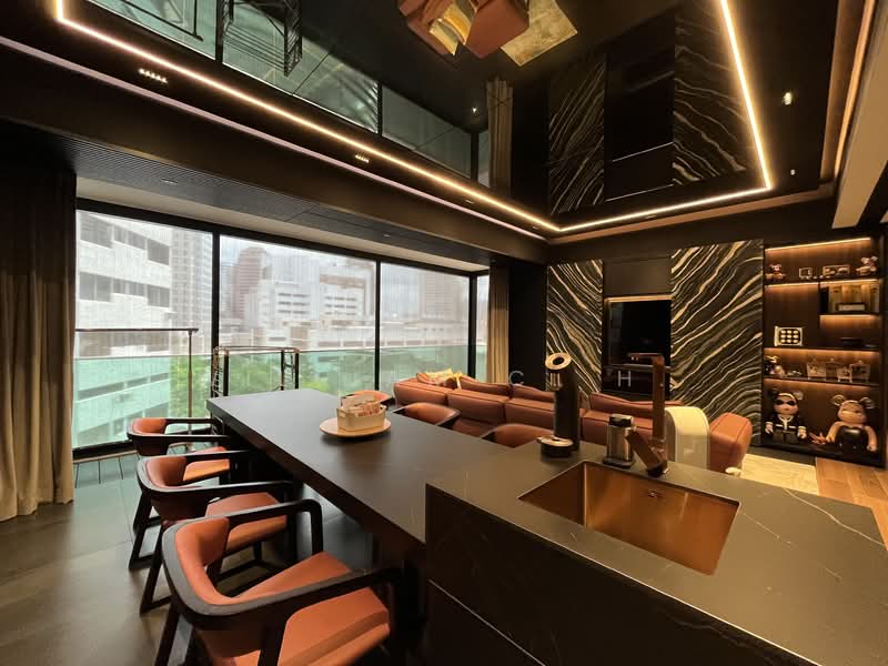 Rhapsody on Mount Elizabeth Apartment For Sale at S$ 4,230,000 | PropertyGuru Singapore - Living Room