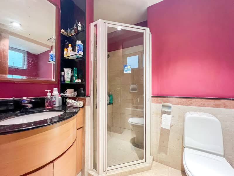 Euphony Gardens Condominium For Sale at S$ 1,000,000 | PropertyGuru Singapore - Bathroom