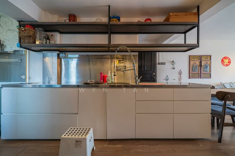 431 Ang Mo Kio Avenue 10 HDB Flat For Sale at S$ 799,000 | PropertyGuru Singapore - Kitchen