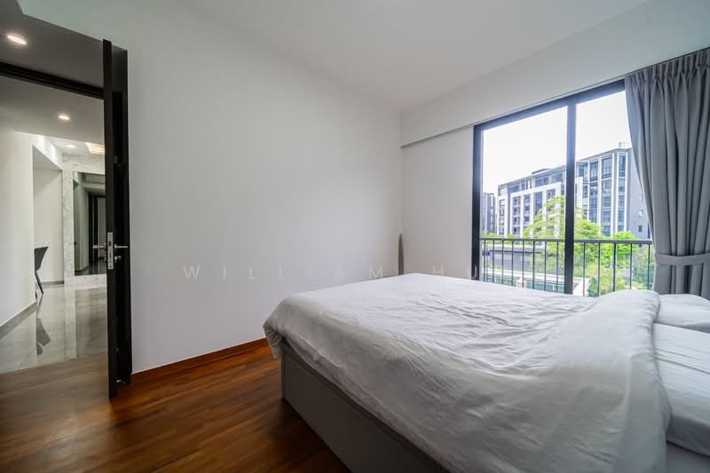 Mayfair Gardens Condominium For Sale at S$ 1,700,000 | PropertyGuru Singapore - Bedroom