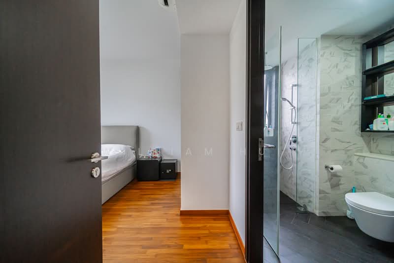 Mayfair Gardens Condominium For Sale at S$ 1,700,000 | PropertyGuru Singapore - Bedroom