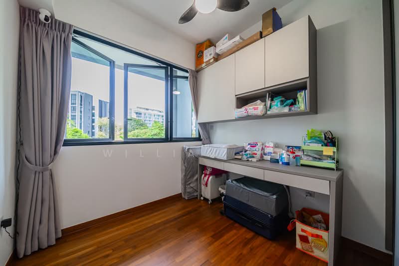 Mayfair Gardens Condominium For Sale at S$ 1,700,000 | PropertyGuru Singapore - Bedroom