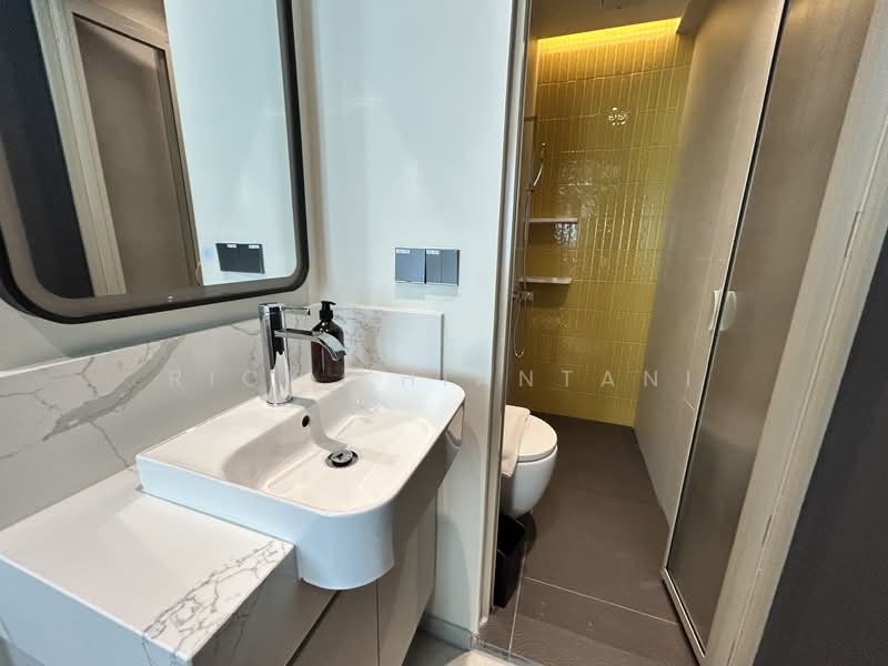 Coliwoo Midtown Studio, , 1 Bedroom, 200 sqft, Condominium For Rent, by Rick Khiantani, 500085376 - PropertyGuru.com.sg