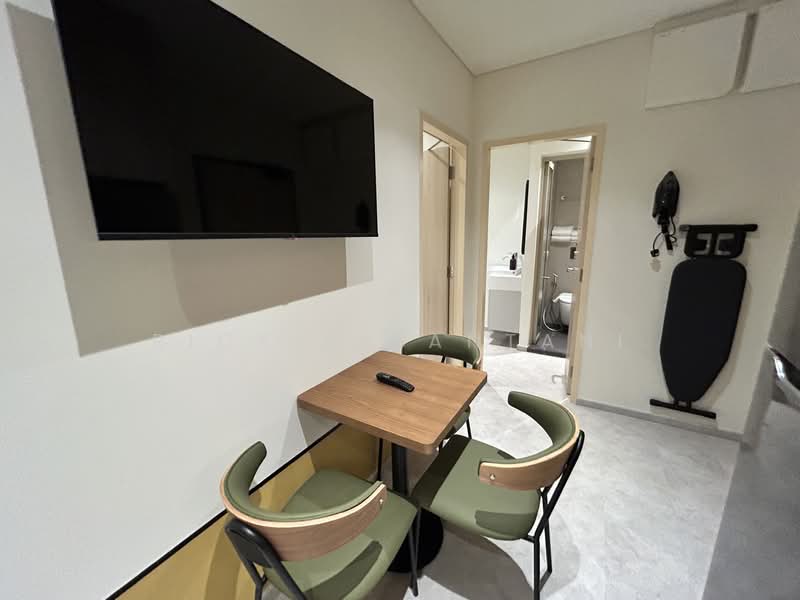 Coliwoo Midtown Studio, , 1 Bedroom, 200 sqft, Condominium For Rent, by Rick Khiantani, 500085376 - PropertyGuru.com.sg