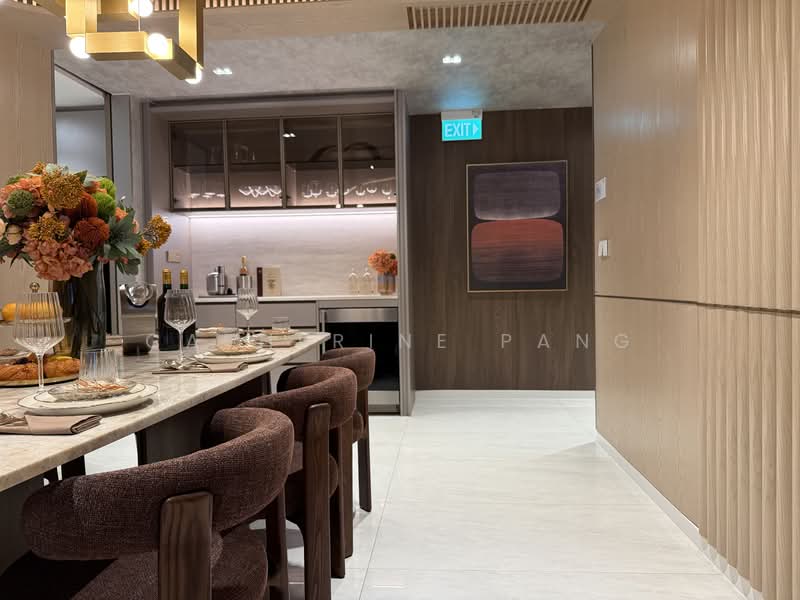 Pinery Residences Condominium For Sale at S$ 3,290,000 | PropertyGuru Singapore - Dining Room