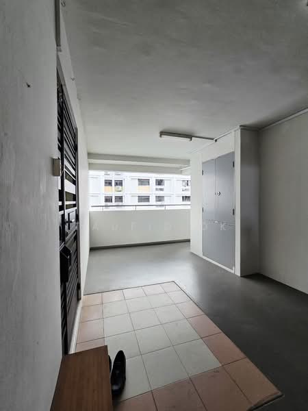 897B Woodlands Drive 50 HDB Flat For Sale at S$ 560,000 | PropertyGuru Singapore - Entrance