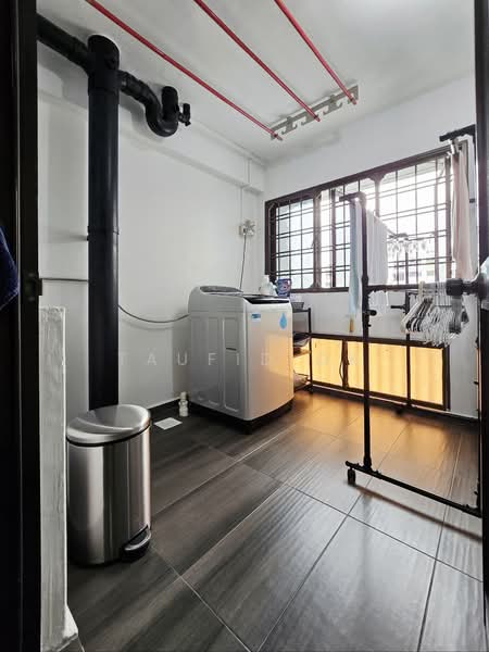 897B Woodlands Drive 50 HDB Flat For Sale at S$ 560,000 | PropertyGuru Singapore - Interior