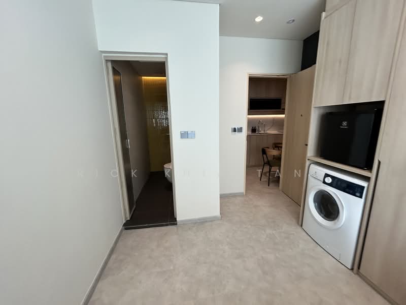 Midtown Centre @ Studio, , 1 Bedroom, 360 sqft, Condominium For Rent, by Rick Khiantani, 500085382 - PropertyGuru.com.sg