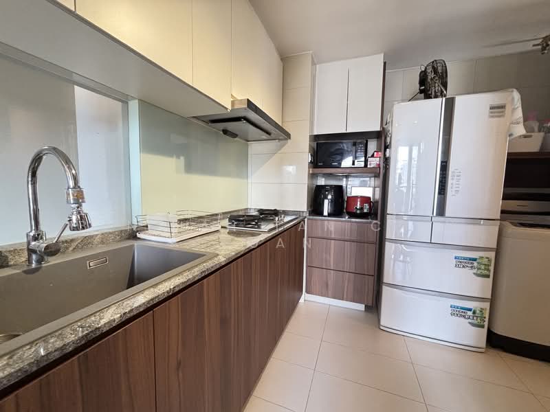 Austville Residences Executive Condominium For Sale at S$ 1,438,000 | PropertyGuru Singapore - Kitchen