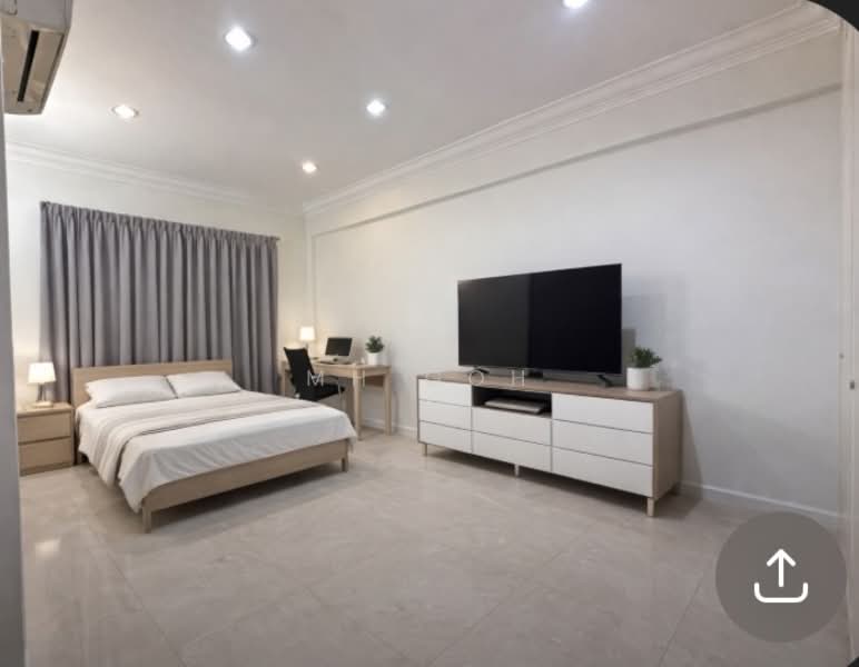 Sembong Road (Opp Sembawang Shopping Ctr), Sembong Road, 4 Bedrooms, 2,850 sqft, Semi-Detached House For Rent, by MH Goh, 500085392 - Bedroom - PropertyGuru.com.sg