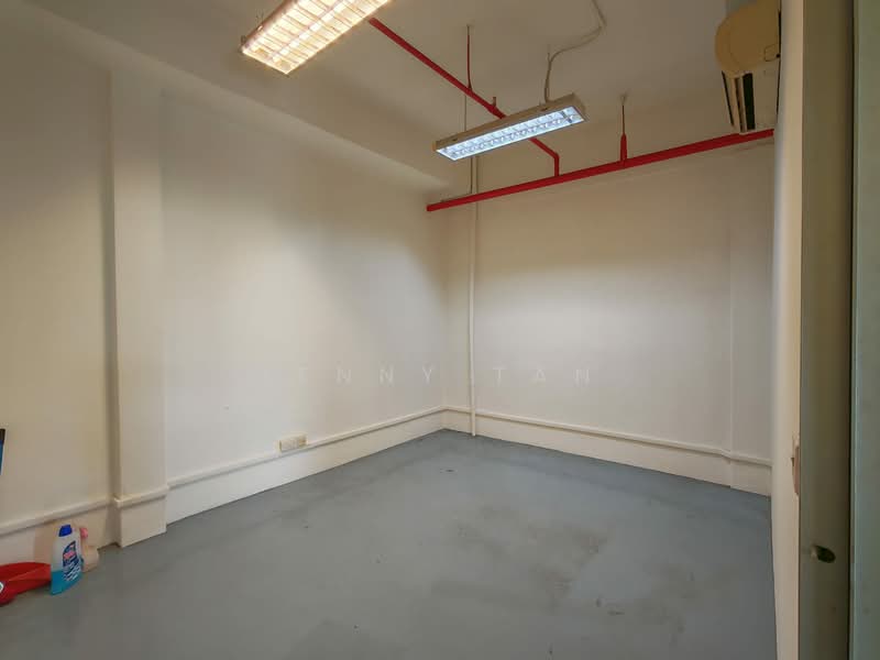 Yi Xiu Factory Building, 65 Sims Avenue, 1,150 sqft, Light Industrial (B1) For Rent, by Lenny Tan, 500085393 - Interior - CommercialGuru.com.sg