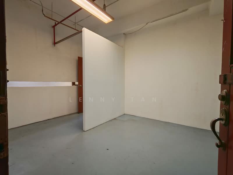 Yi Xiu Factory Building, 65 Sims Avenue, 1,150 sqft, Light Industrial (B1) For Rent, by Lenny Tan, 500085393 - Interior - CommercialGuru.com.sg