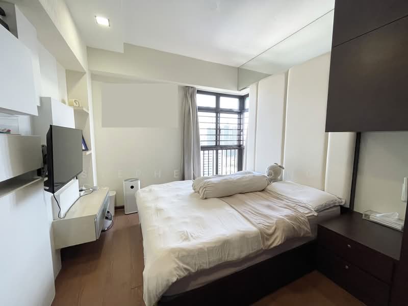 79B Toa Payoh Central HDB Flat For Sale at S$ 1,160,000 | PropertyGuru Singapore - Bedroom