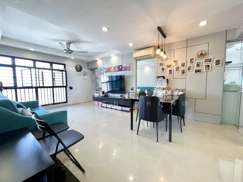 79B Toa Payoh Central HDB Flat For Sale at S$ 1,160,000 | PropertyGuru Singapore - Living Room