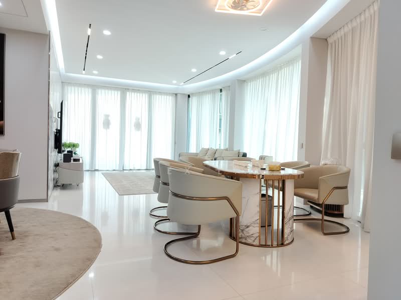 Cliveden at Grange Condominium For Sale at S$ 9,311,111 | PropertyGuru Singapore - Living Room