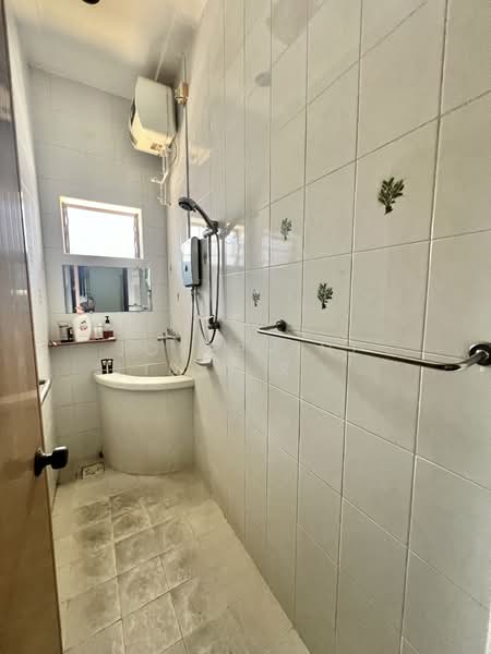 Jasmine Road Terraced House For Sale at S$ 4,500,000 | PropertyGuru Singapore - Bathroom