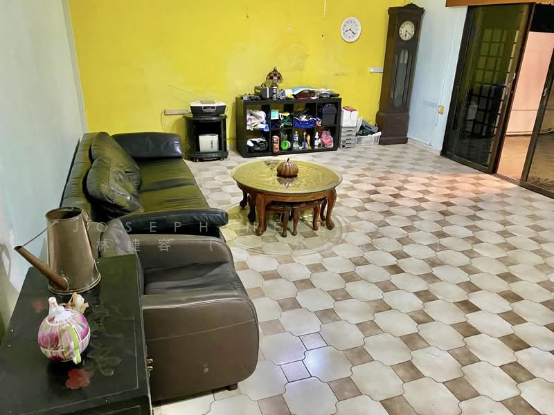 Jasmine Road, , 3 Bedrooms, 2,000 sqft, Terraced House For Sale, by Josephine Lim J R 林婕容 (区域分行董事 ), 500085404 - Living Room - PropertyGuru.com.sg
