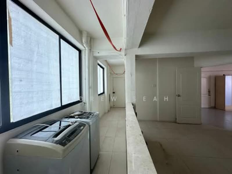 Lakeside Tower, 9G Yuan Ching Road, 3 Bedrooms, 1,970 sqft, Apartment For Rent, by Andrew Seah, 500085420 - Kitchen - PropertyGuru.com.sg