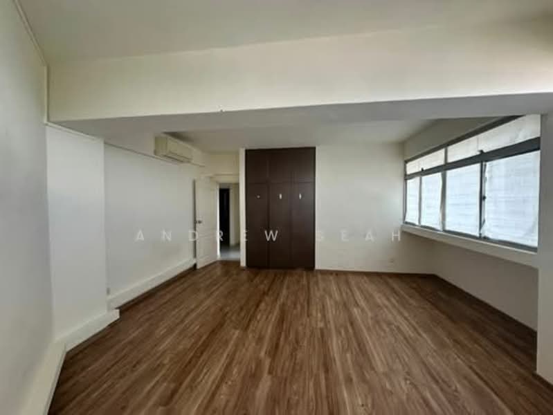 Lakeside Tower, 9G Yuan Ching Road, 3 Bedrooms, 1,970 sqft, Apartment For Rent, by Andrew Seah, 500085420 - Bedroom - PropertyGuru.com.sg