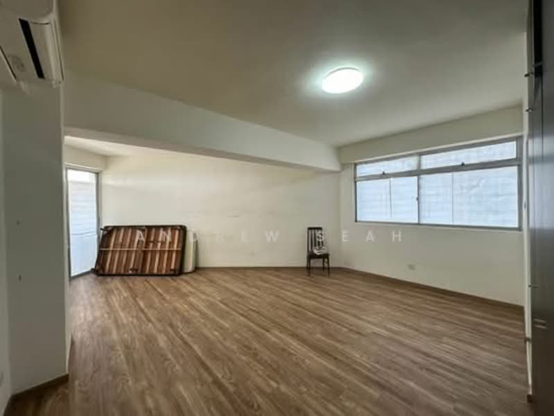 Lakeside Tower, 9G Yuan Ching Road, 3 Bedrooms, 1,970 sqft, Apartment For Rent, by Andrew Seah, 500085420 - Bedroom - PropertyGuru.com.sg