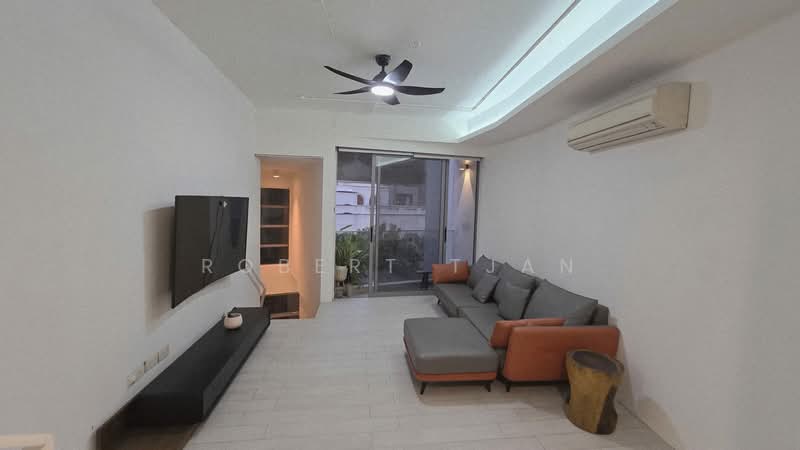 Niven road, Niven Road, 1 Bedroom, 1,000 sqft, Conservation House For Rent, by Robert Tjan, 500085428 - Living Room - PropertyGuru.com.sg