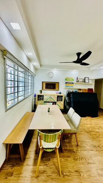 140 Lorong Ah Soo HDB Flat For Sale at S$ 818,000 | PropertyGuru Singapore - Dining Room
