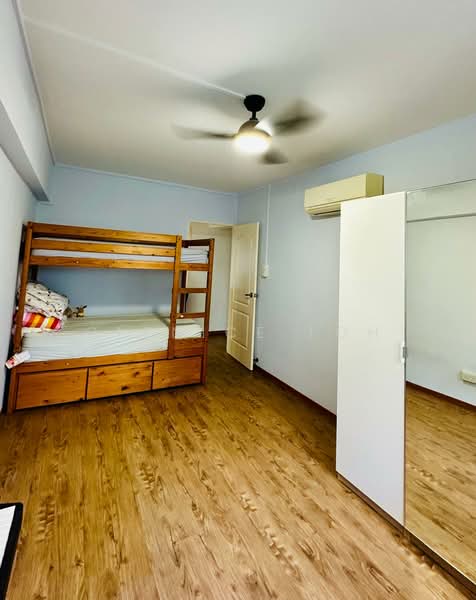 140 Lorong Ah Soo HDB Flat For Sale at S$ 818,000 | PropertyGuru Singapore - Bedroom