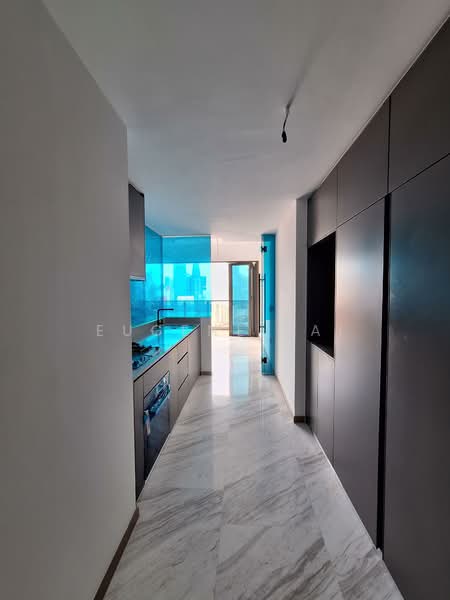 The Landmark Condominium For Sale at S$ 3,328,888 | PropertyGuru Singapore - Kitchen