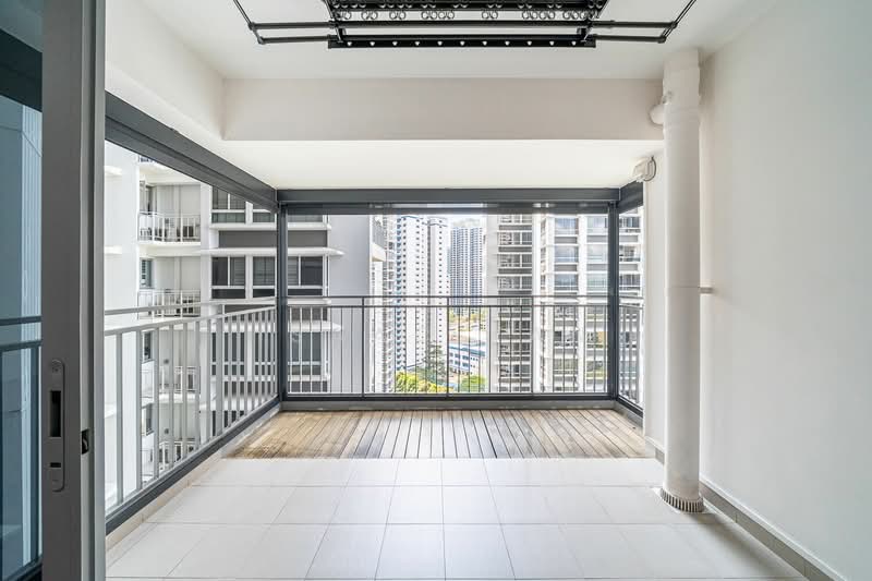 139B Lorong 1A Toa Payoh HDB Flat For Sale at S$ 1,180,000 | PropertyGuru Singapore - Balcony