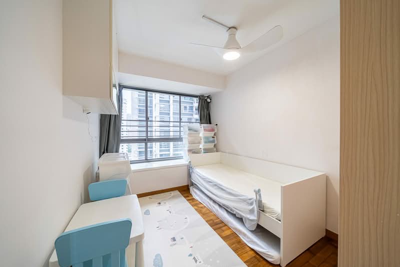 139B Lorong 1A Toa Payoh HDB Flat For Sale at S$ 1,180,000 | PropertyGuru Singapore - Bedroom