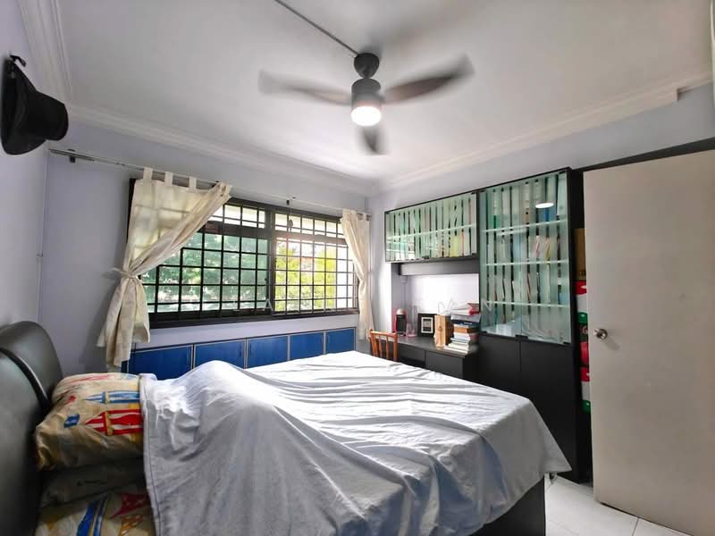 758 Woodlands Avenue 6. Near Admiralty MRT. HDB 5 room Corner Unit, , 3 Bedrooms, 1,303 sqft, HDB Flat For Sale, by Elaine Tan, 500085469 - Bedroom - PropertyGuru.com.sg