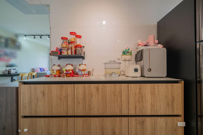 666B Punggol Drive HDB Flat For Sale at S$ 728,888 | PropertyGuru Singapore - Kitchen