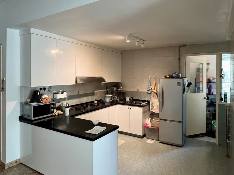 Estella Gardens, 21 - 27 Flora Road, 1 Bedroom, 958 sqft, Condominium For Rent, by Tiffany Ng, 500085485 - Kitchen - PropertyGuru.com.sg