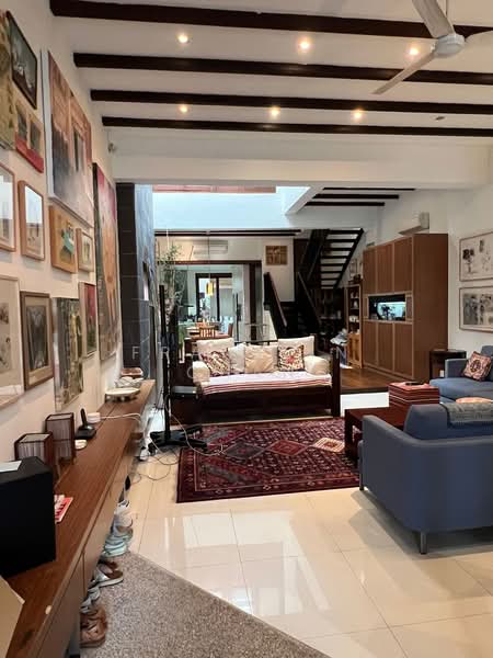 Niven Road, Niven Road, 4 Bedrooms, 2,500 sqft, Conservation House For Rent, by Franklin Chan, 500085509 - Living Room - PropertyGuru.com.sg