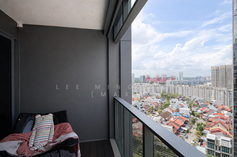 JadeScape Condominium For Sale at S$ 2,780,000 | PropertyGuru Singapore - Balcony