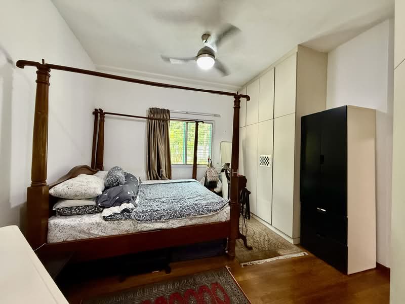 Southaven I Condominium For Sale at S$ 1,990,000 | PropertyGuru Singapore - Bedroom