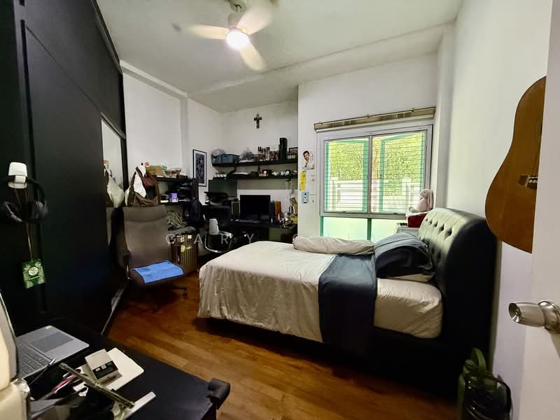 Southaven I Condominium For Sale at S$ 1,990,000 | PropertyGuru Singapore - Bedroom