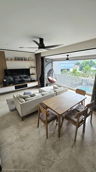 Stratum Condominium For Sale at S$ 2,350,000 | PropertyGuru Singapore - Living Room