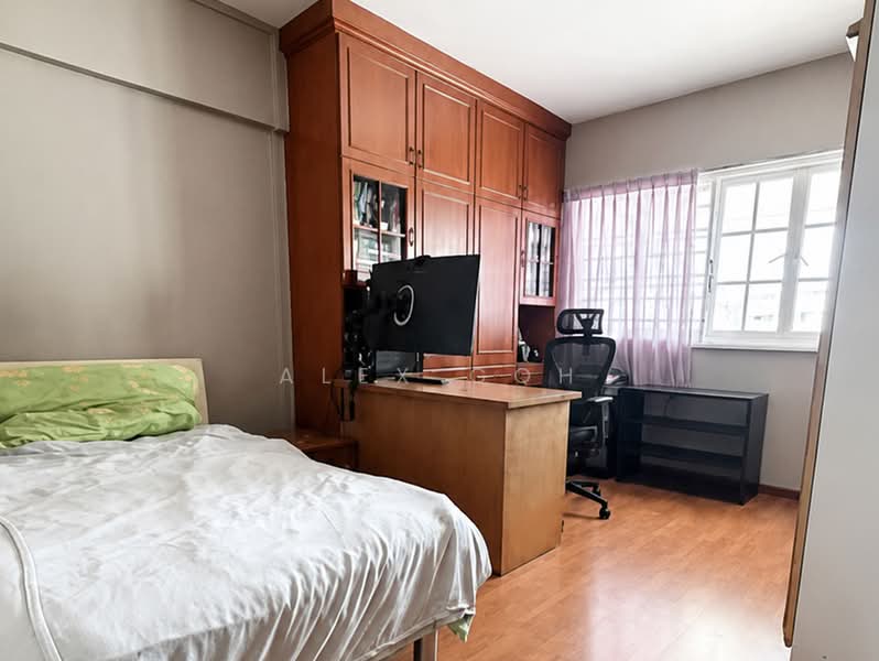 512 Bukit Batok Street 52, 512 Bukit Batok Street 52, 4 Bedrooms, 1,572 sqft, HDB Flat For Sale, by Alex Goh, 500085601 - Bedroom - PropertyGuru.com.sg