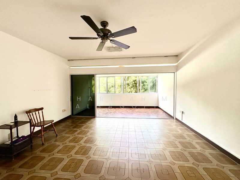 Lakeview Estate, 97A Upper Thomson Road, 3 Bedrooms, 1,615 sqft, Apartment For Sale, by Sharifah M Alsagoff, 500085623 - Living Room - PropertyGuru.com.sg