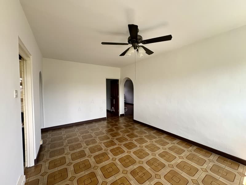 Lakeview Estate, 97A Upper Thomson Road, 3 Bedrooms, 1,615 sqft, Apartment For Sale, by Sharifah M Alsagoff, 500085623 - Living Room - PropertyGuru.com.sg