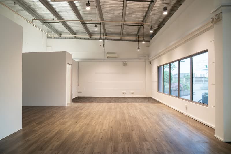 Mega@Woodlands, 39 Woodlands Close, 1,819 sqft, Light Industrial (B1) For Sale, by Ben Quah, 500085642 - Interior - CommercialGuru.com.sg