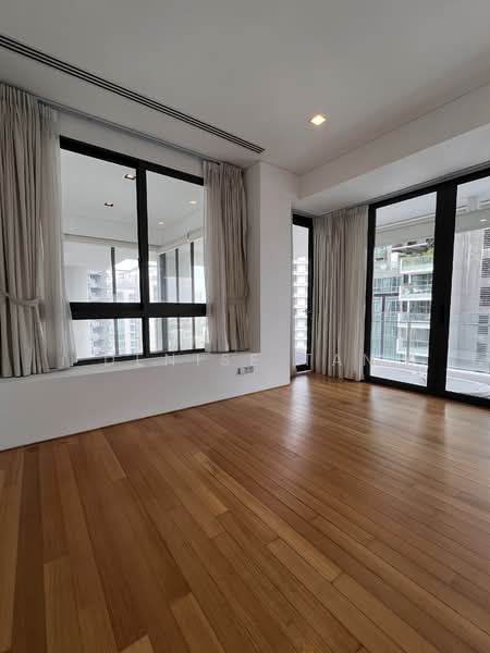 Skypark @ Somerset, 22 Saint Thomas Walk, 4 Bedrooms, 3,347 sqft, Apartment For Rent, by Denise Tan, 500085658 - Master Bedroom - PropertyGuru.com.sg