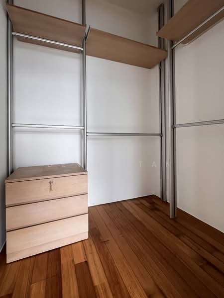 Skypark @ Somerset, 22 Saint Thomas Walk, 4 Bedrooms, 3,347 sqft, Apartment For Rent, by Denise Tan, 500085658 - Wardrobe Space - PropertyGuru.com.sg