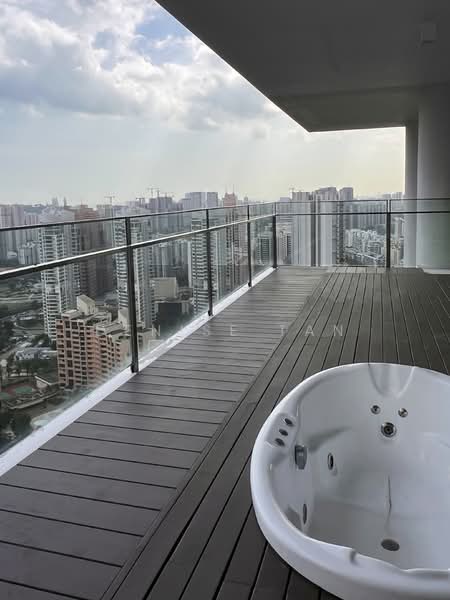 Skypark @ Somerset, 22 Saint Thomas Walk, 4 Bedrooms, 3,347 sqft, Apartment For Rent, by Denise Tan, 500085658 - Balcony - PropertyGuru.com.sg