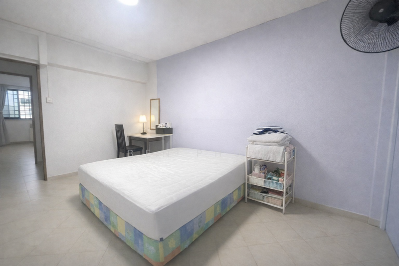 304 Hougang Avenue 5, 304 Hougang Avenue 5, Room Rental, 300 sqft, HDB Flat For Rent, by Ben Phua, 500085662 - Bedroom - PropertyGuru.com.sg