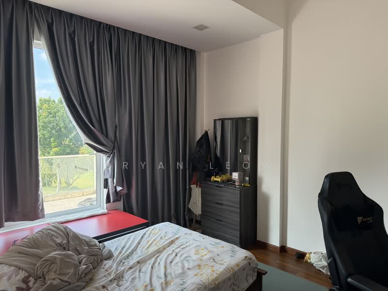 Sembawang Hills Estate, Sembawang Hills Drive, 6 Bedrooms, 4,582 sqft, Terraced House For Sale, by Bryan Leow, 500085666 - Bedroom - PropertyGuru.com.sg